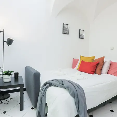 La Casa Di Volta A * Genova