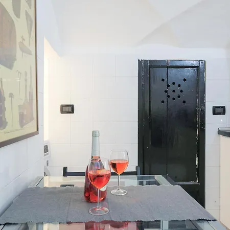 La Casa Di Volta A *